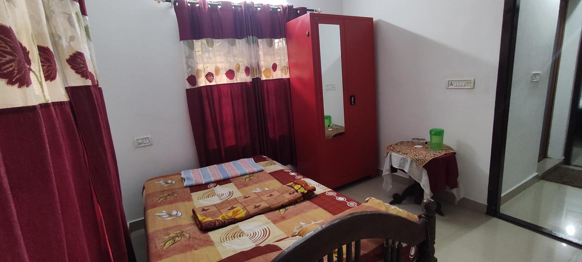 Koonamparayil Home Stay Munnar Anaviratty-Family Only Extérieur photo