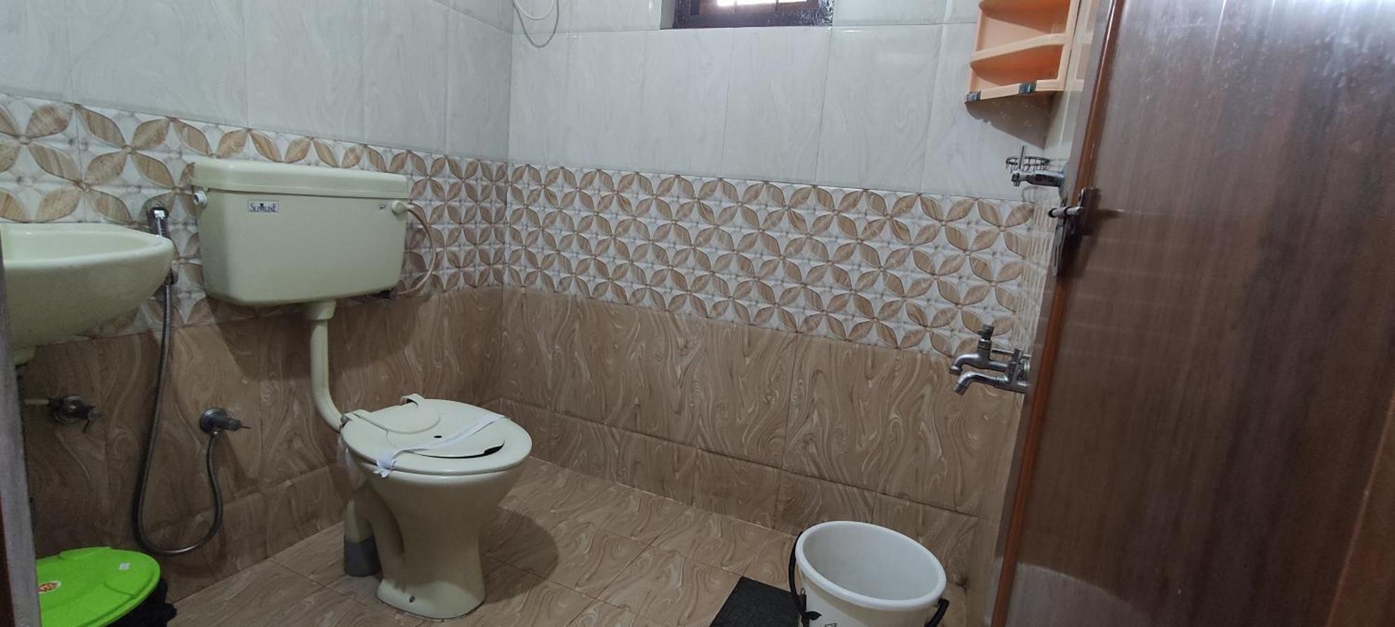 Koonamparayil Home Stay Munnar Anaviratty-Family Only Extérieur photo